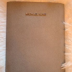Michael Kors IPad mini case 💕